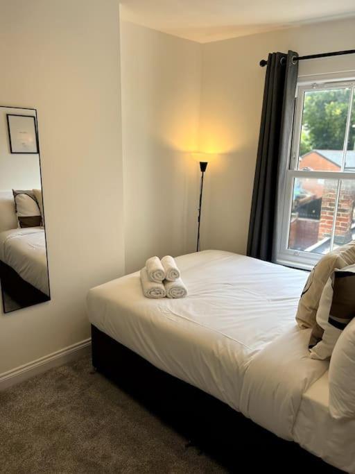 Apartment Chic 3 Bed, Great Location *