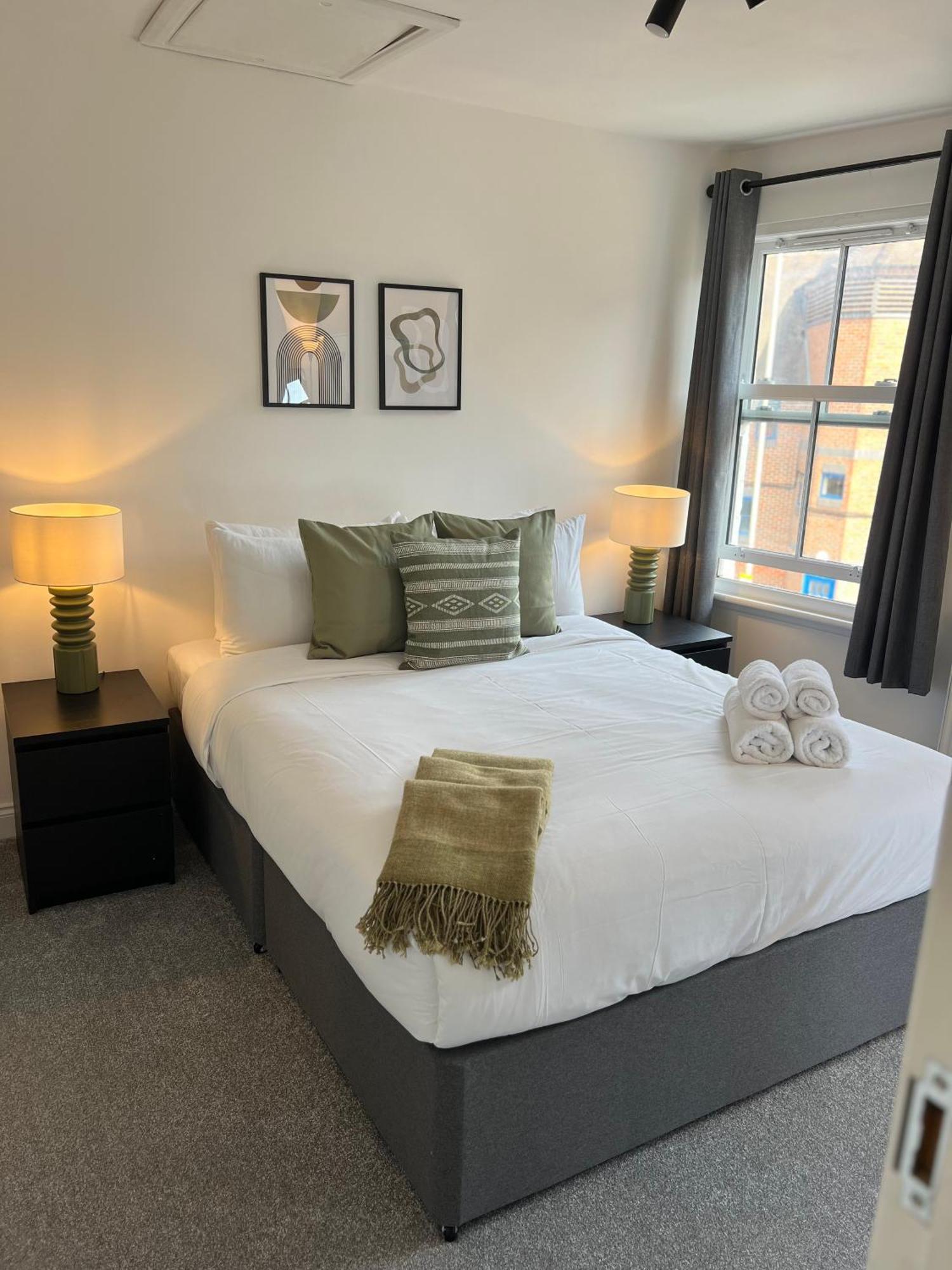 Chic 3 Bed, Great Location Winchester